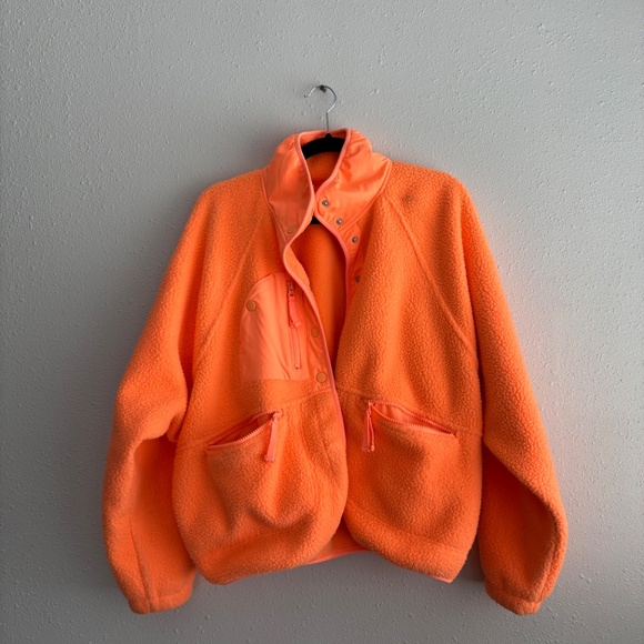 Free People Movement Hit The Slopes Neon Orange Fleece Sherpa Cropped Jacket - Picture 3 of 9
